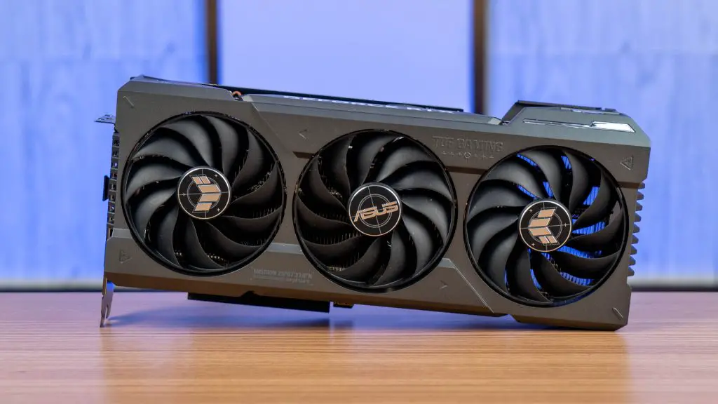 ASUS TUF GAMING GeForce RTX 4070 Ti SUPER 04