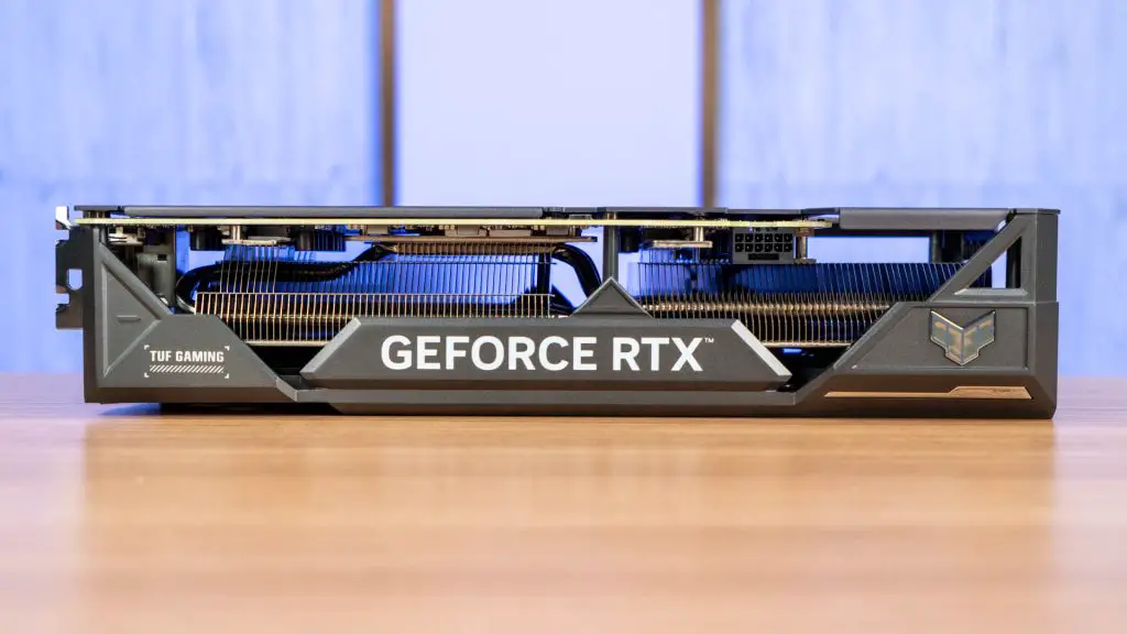 ASUS TUF GAMING GeForce RTX 4070 Ti SUPER 06