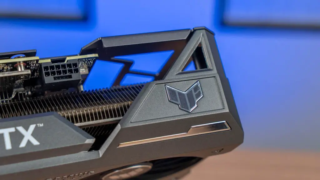 ASUS TUF GAMING GeForce RTX 4070 Ti SUPER 11