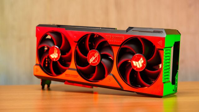 ASUS TUF Gaming GeForce RTX 4080 OC Edition 4