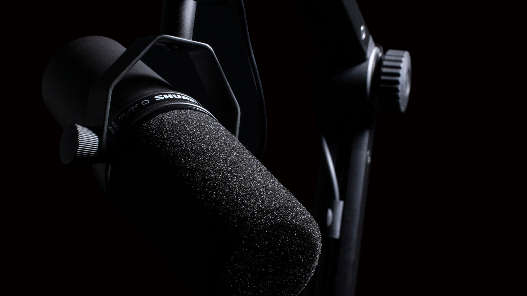 BCM-300 Deluxe Broadcast Mic Stand