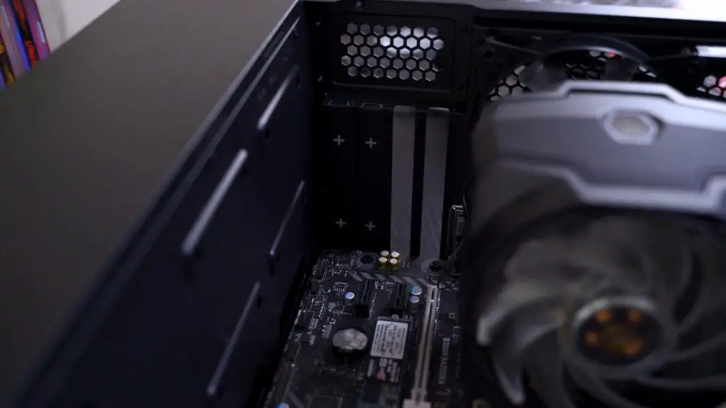 Cooler Master MB400L 10