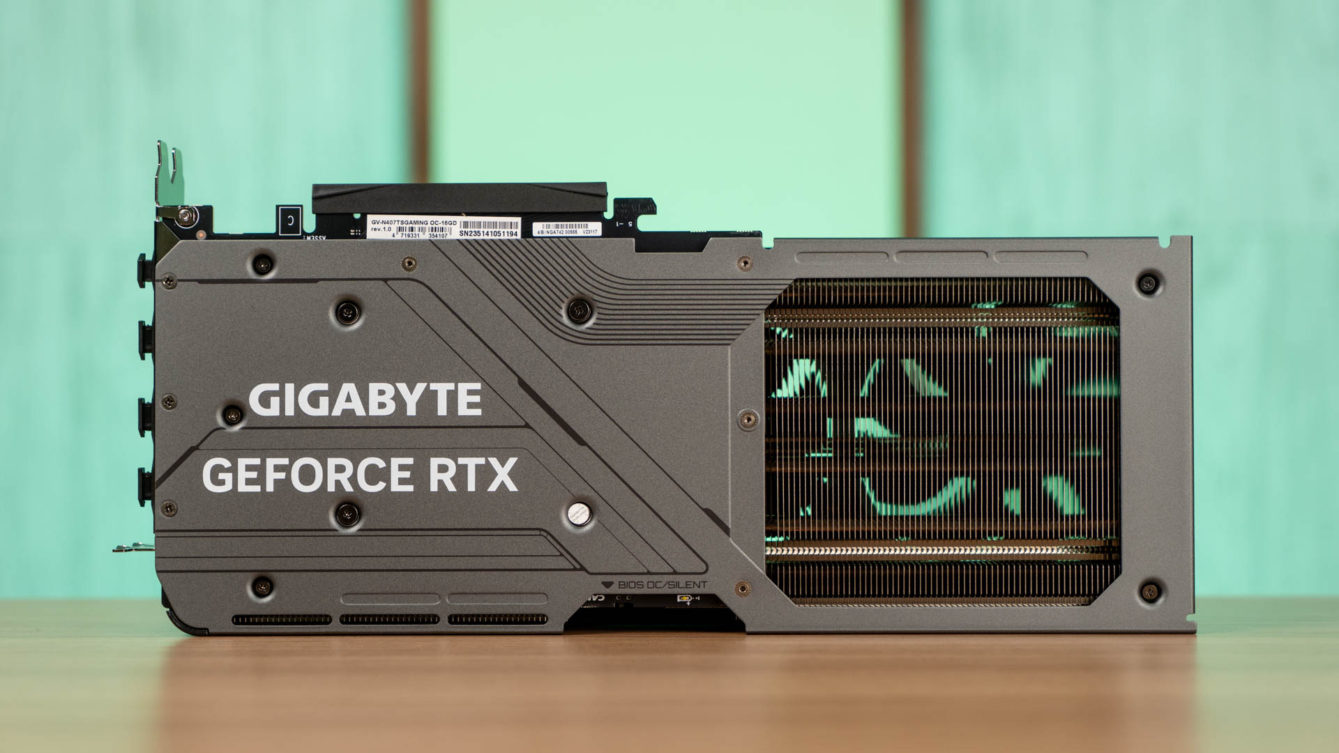 Gigabyte GeForce RTX 4070 Ti SUPER 06