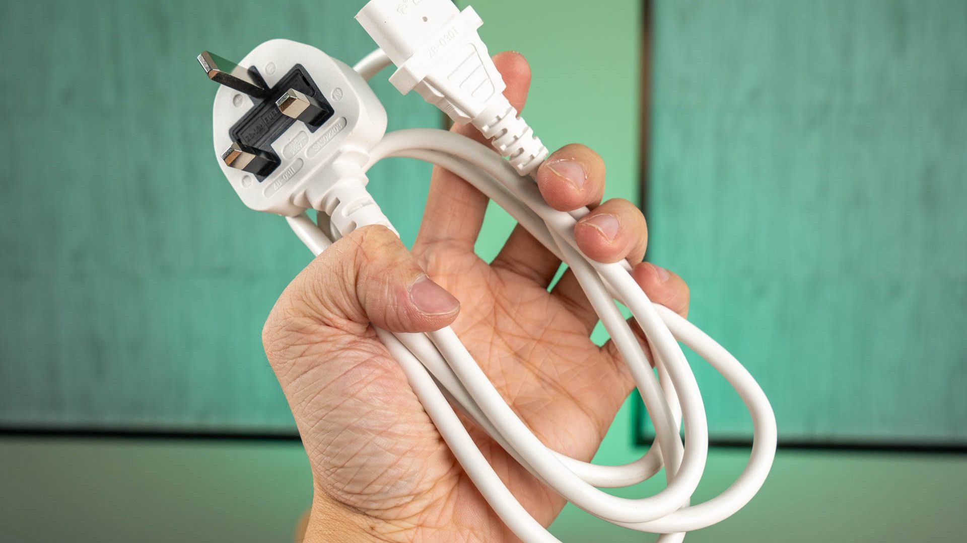 Gigabyte UD 850W 04 Gigabyte UD 850W 04