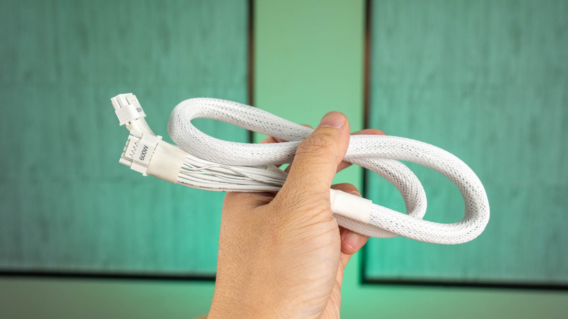 Gigabyte UD 850W 05 Gigabyte UD 850W 05