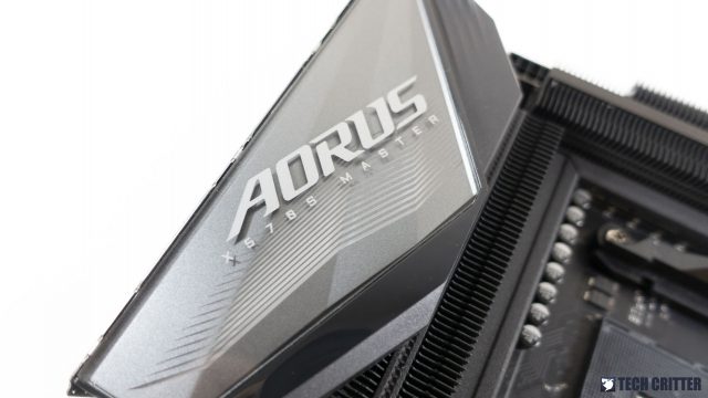 GIGABYTE X570S AORUS MASTER 17