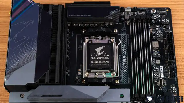 GIGABYTE X670E AORUS MASTER 3