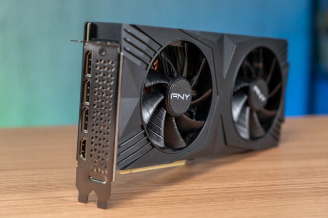 PNY GeForce RTX 4070 04