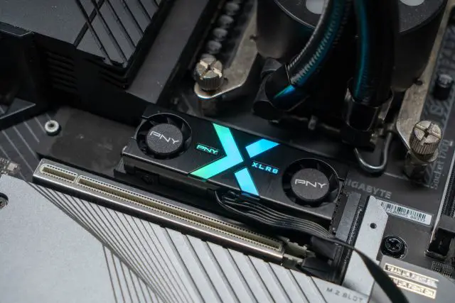 PNY XLR8 CS3150 XHS 05