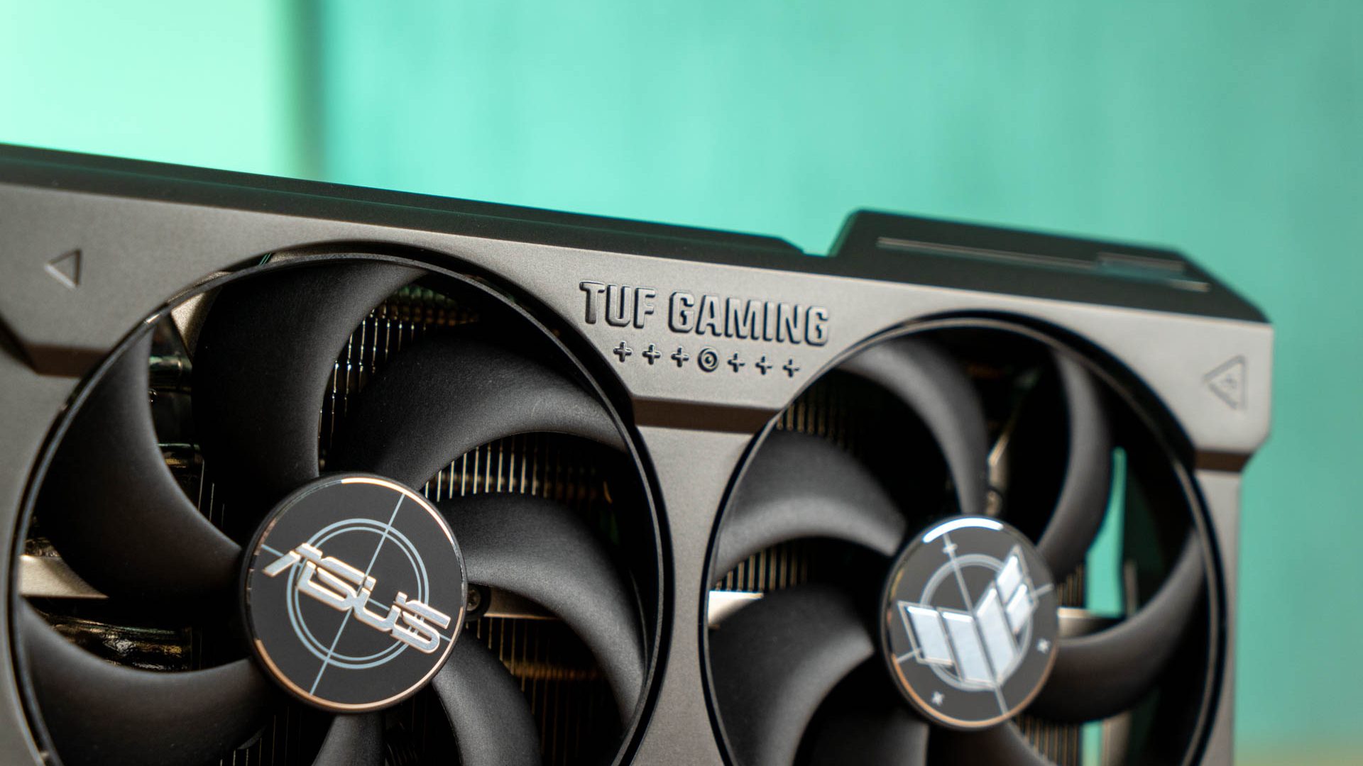 TUF Gaming GeForce RTX 4080 SUPER 14